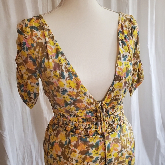 Free People Womans Size 0 Fit & Flare Short Floral Dress Yellow w/Rutched Sleeve - Picture 2 of 13